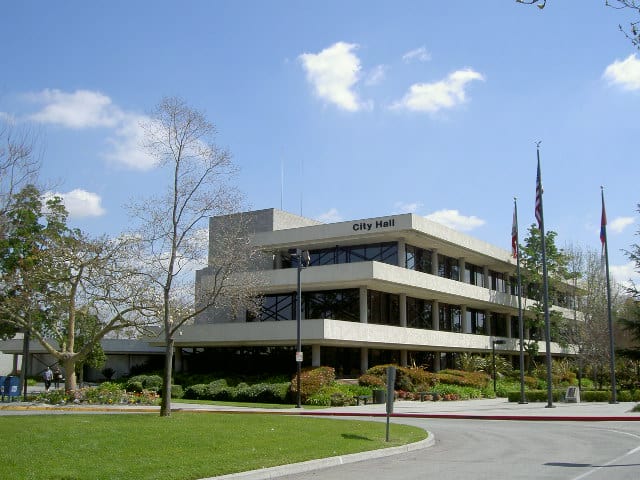 Downey City Hall | Wikimedia Commons:Rafajs77